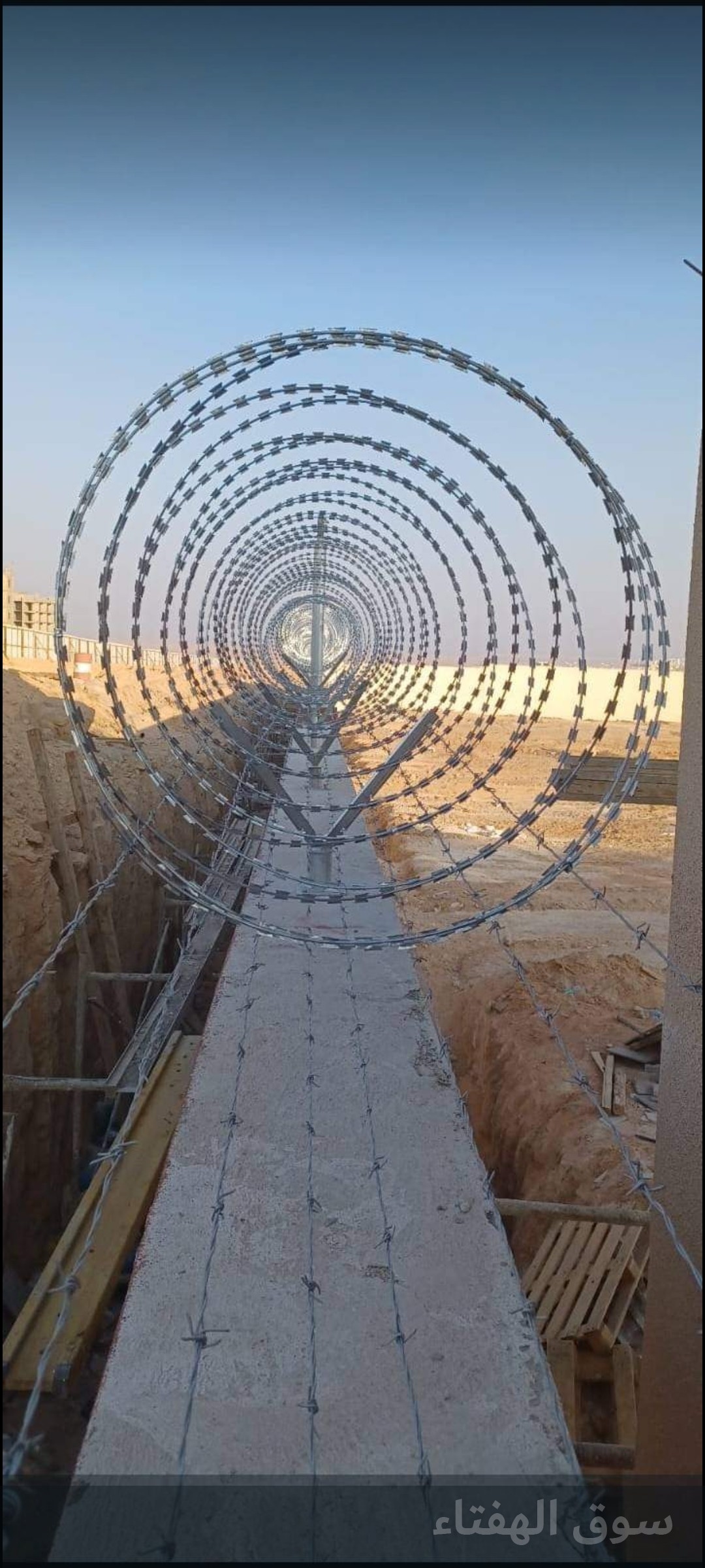 مقاول شبوك مزارع وكسارات وملاعب